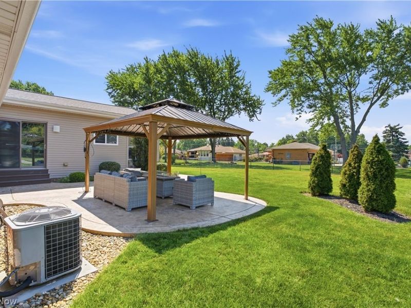 2944 Robert Parkway, Brunswick, OH 44212 Photo 5