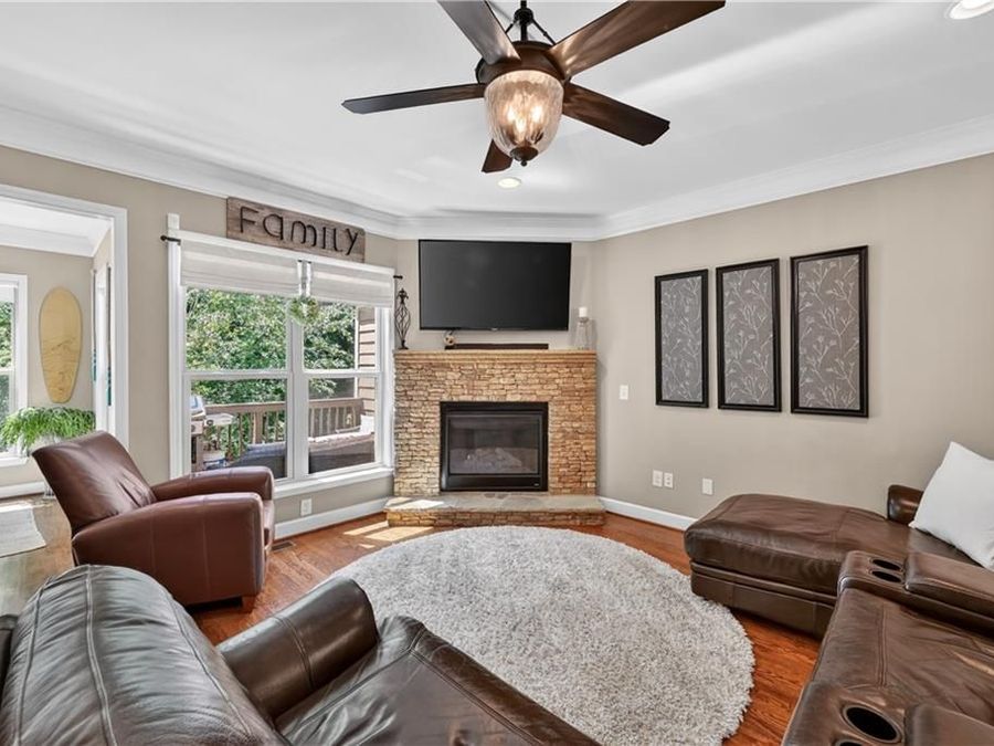 Property Image 8