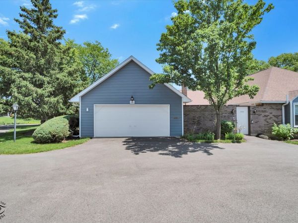 1020 DARTMOUTH Drive , Wheaton, IL 60189