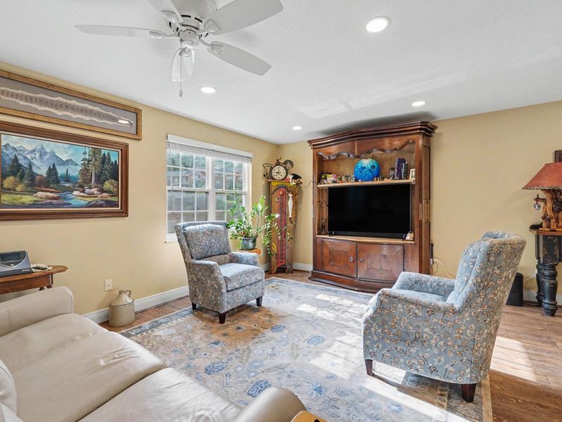 107 Spindle Top Lane, Fort Thomas, KY 41075 Photo 6