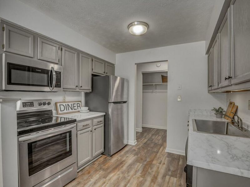 3 Highland Meadows Drive, Unit 8, Highland Heights, KY 41076 Photo 5