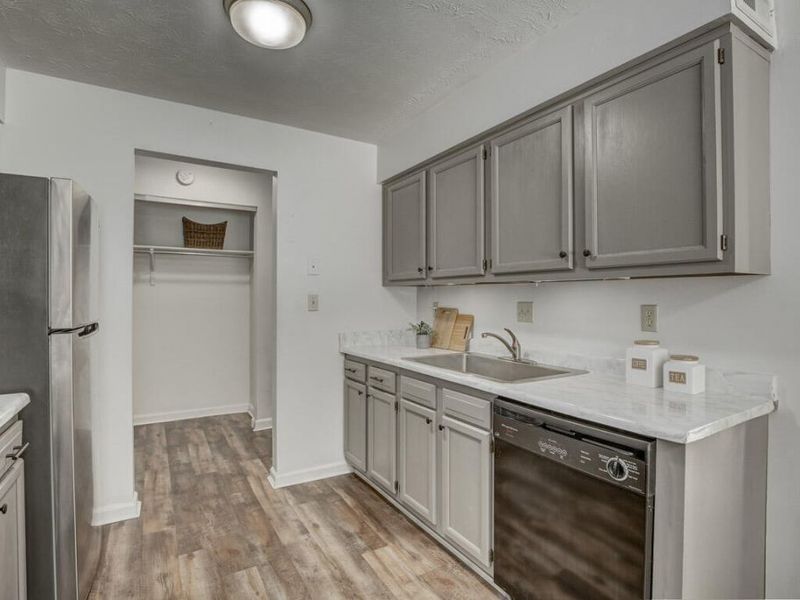 3 Highland Meadows Drive, Unit 8, Highland Heights, KY 41076 Photo 6
