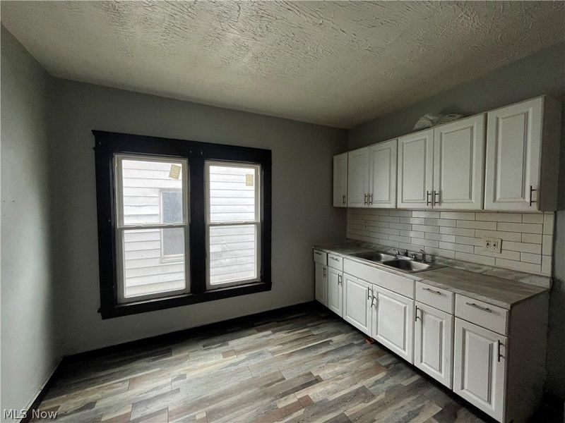 7428 Ottawa Road, Cleveland, OH 44105 Photo 18