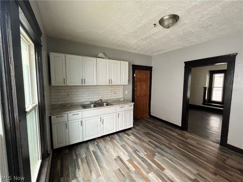 7428 Ottawa Road, Cleveland, OH 44105 Photo 20