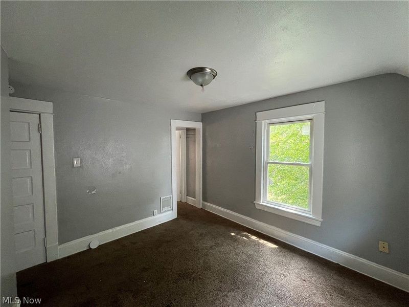 7428 Ottawa Road, Cleveland, OH 44105 Photo 8