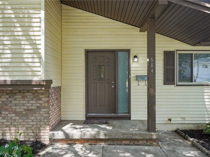 684 Cliffside Drive , Akron, OH 44313 Photo 2