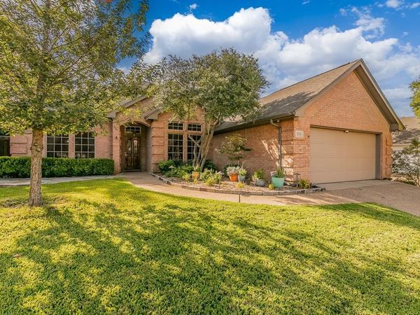 2536 Oak Brook Drive, Bedford, TX 76021