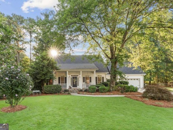 896 Fairwood Way NW, Acworth, GA 30101