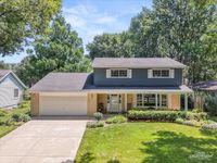 1736 Clyde Drive, Naperville, IL 60565 primary photo