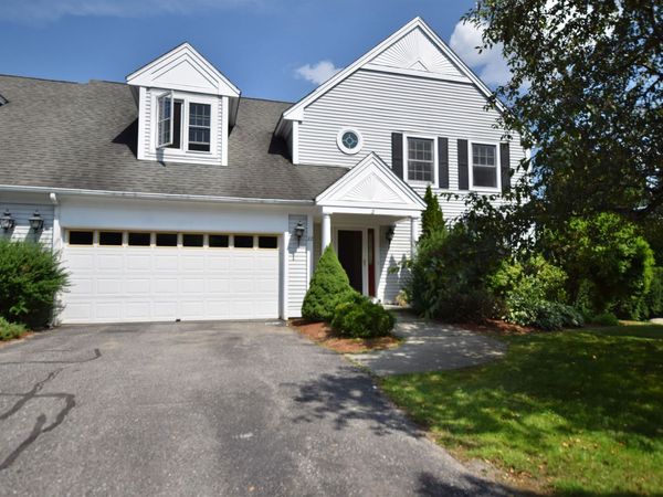 22 Peacham Lane, Essex, VT 05452