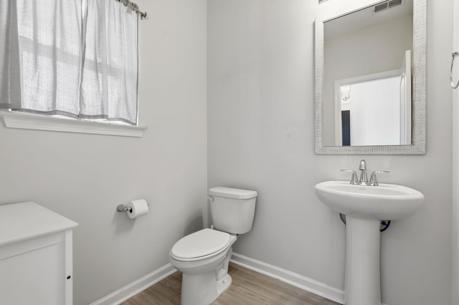5555 Redleaf Rose Dr. Photo 25