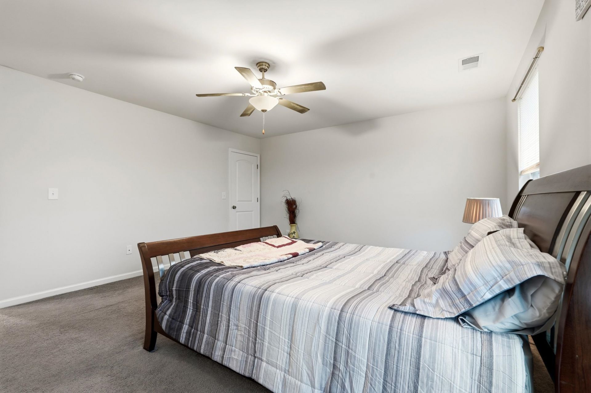 5555 Redleaf Rose Dr. Photo 25