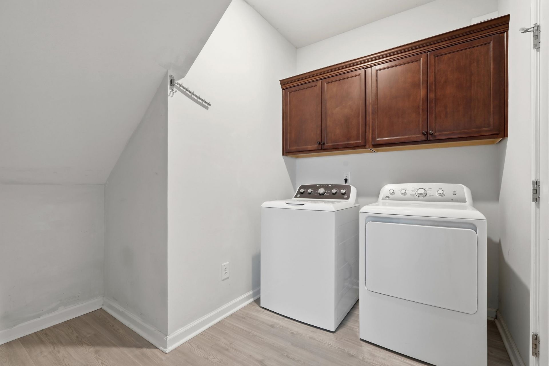 5555 Redleaf Rose Dr. Photo 26