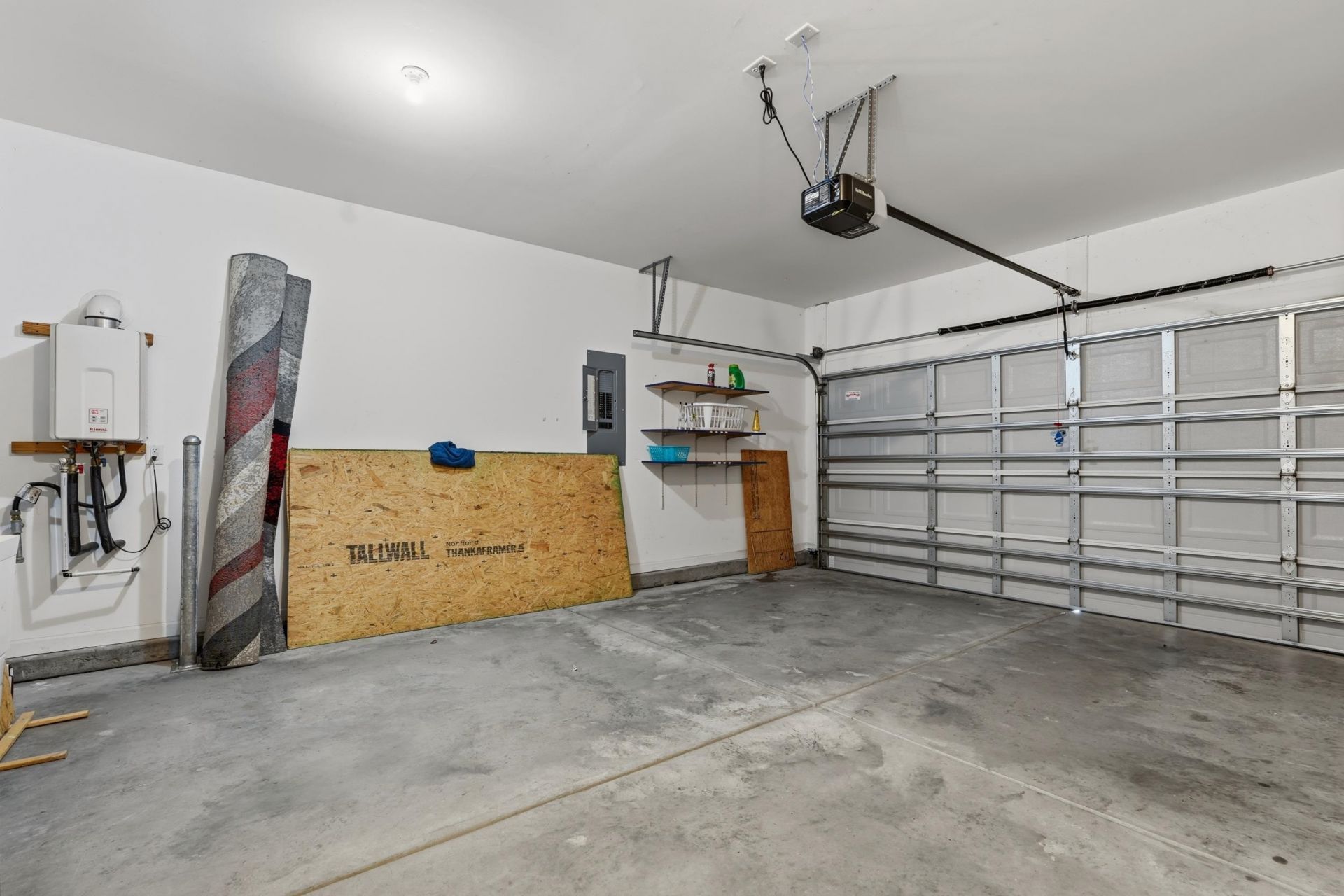 5555 Redleaf Rose Dr. Photo 27