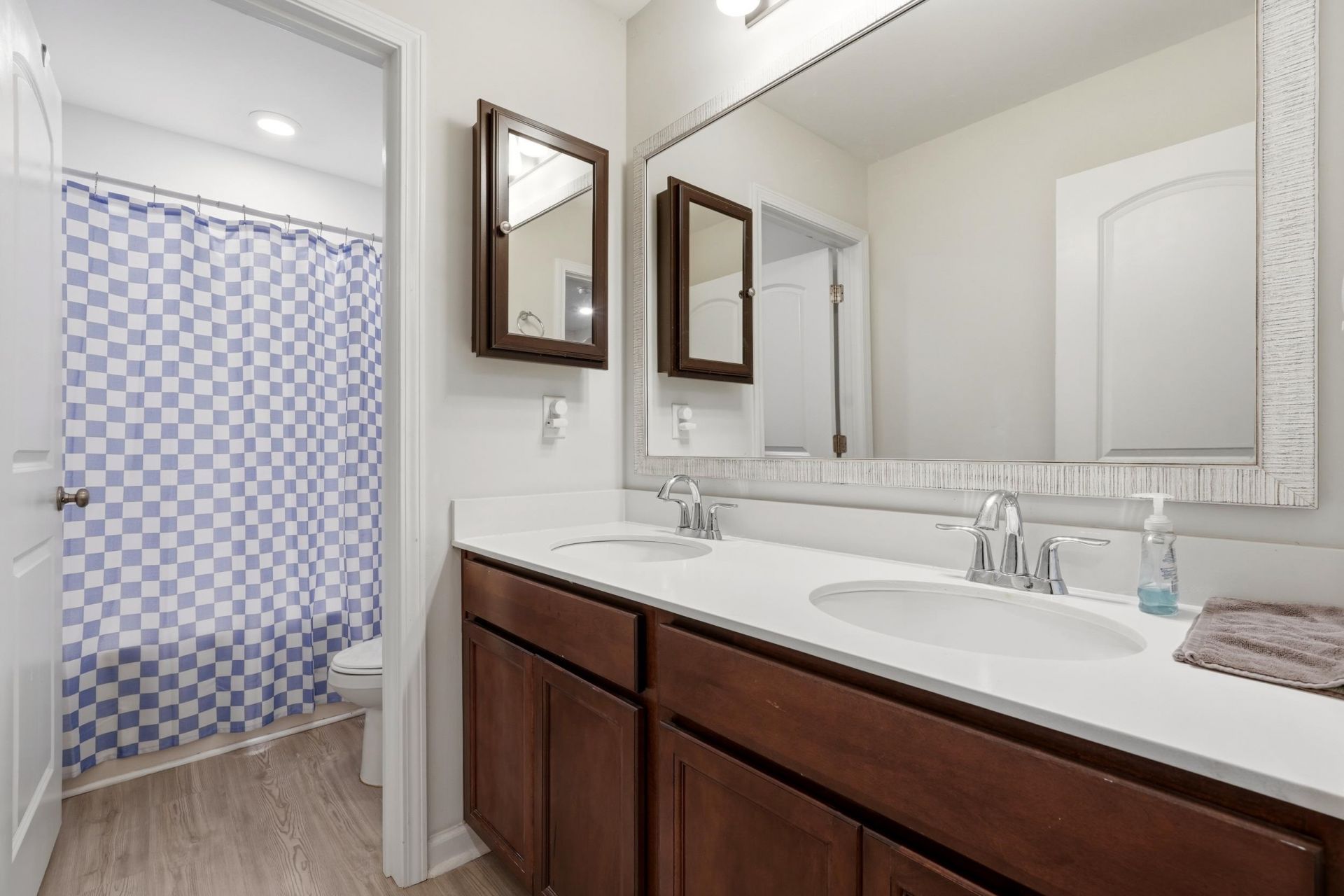 5555 Redleaf Rose Dr. Photo 32