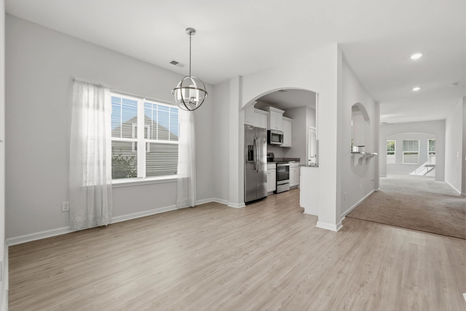 5555 Redleaf Rose Dr. Photo 4