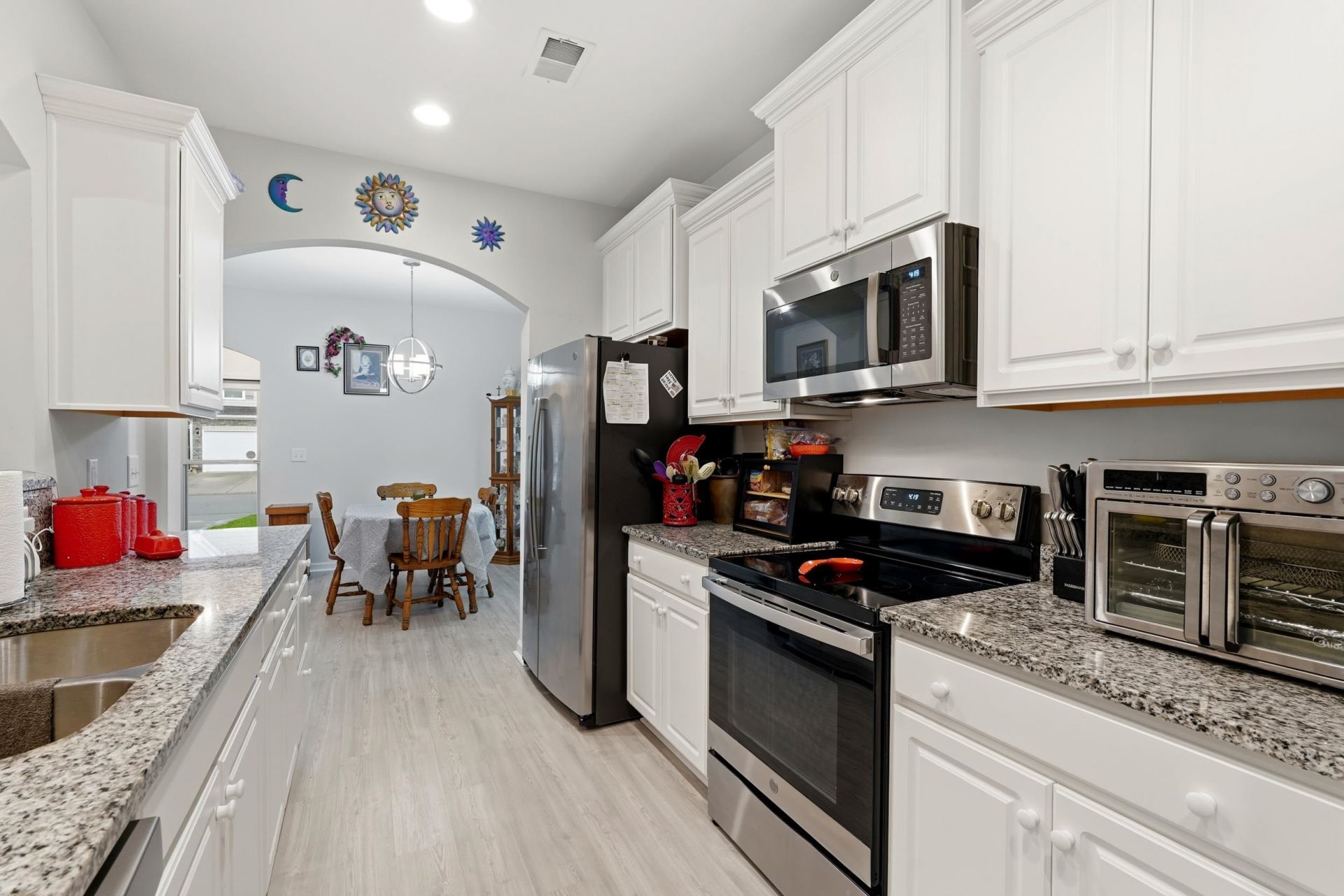 5555 Redleaf Rose Dr. Photo 7