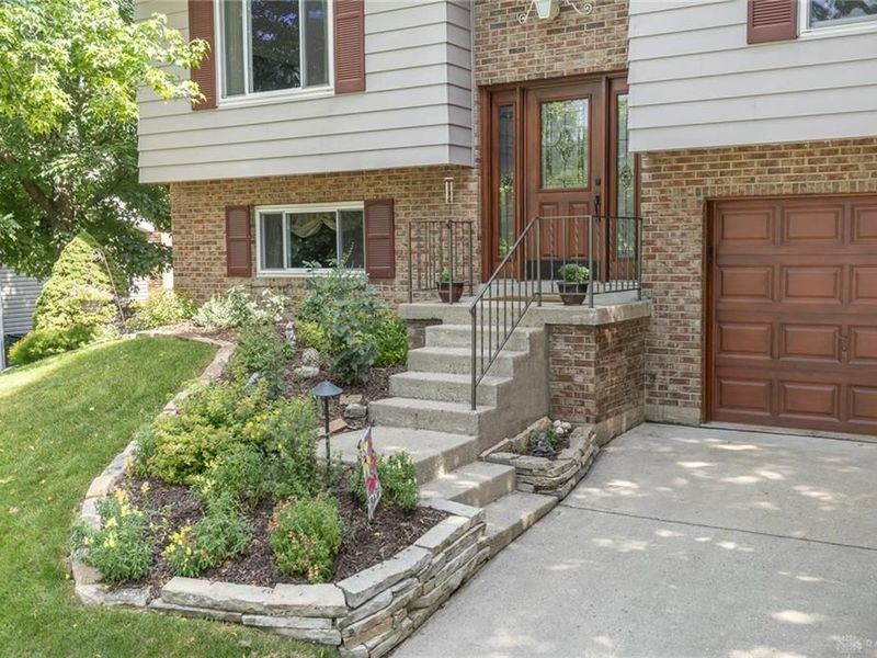 4731 Whitewood Court, Dayton, OH 45424 Photo 4