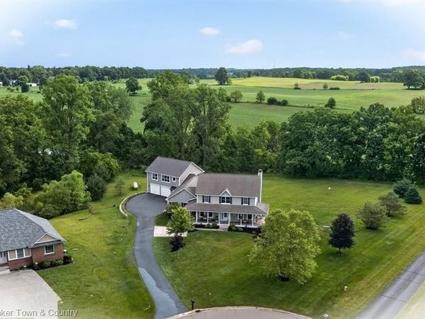 918 Gray Fox Court, Marion Twp, MI 48843