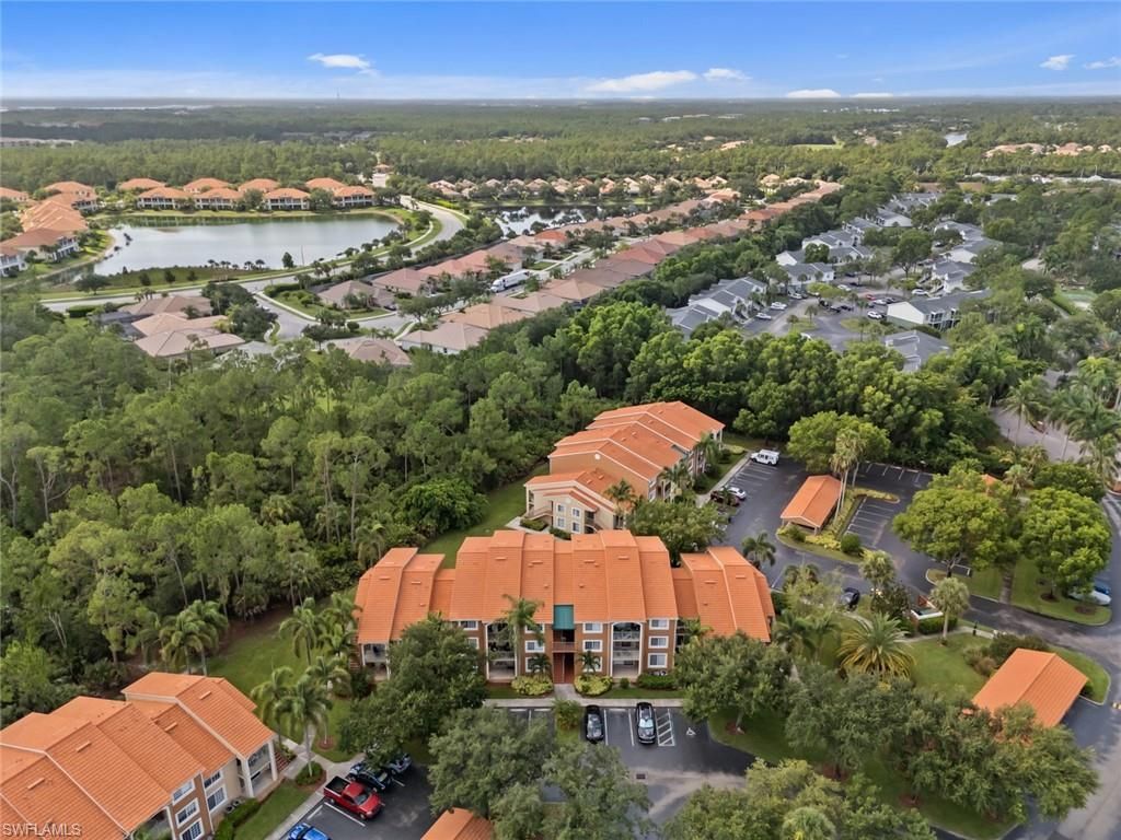 1270 Wildwood Lakes Blvd, Unit 204, Naples, FL 34104 Photo