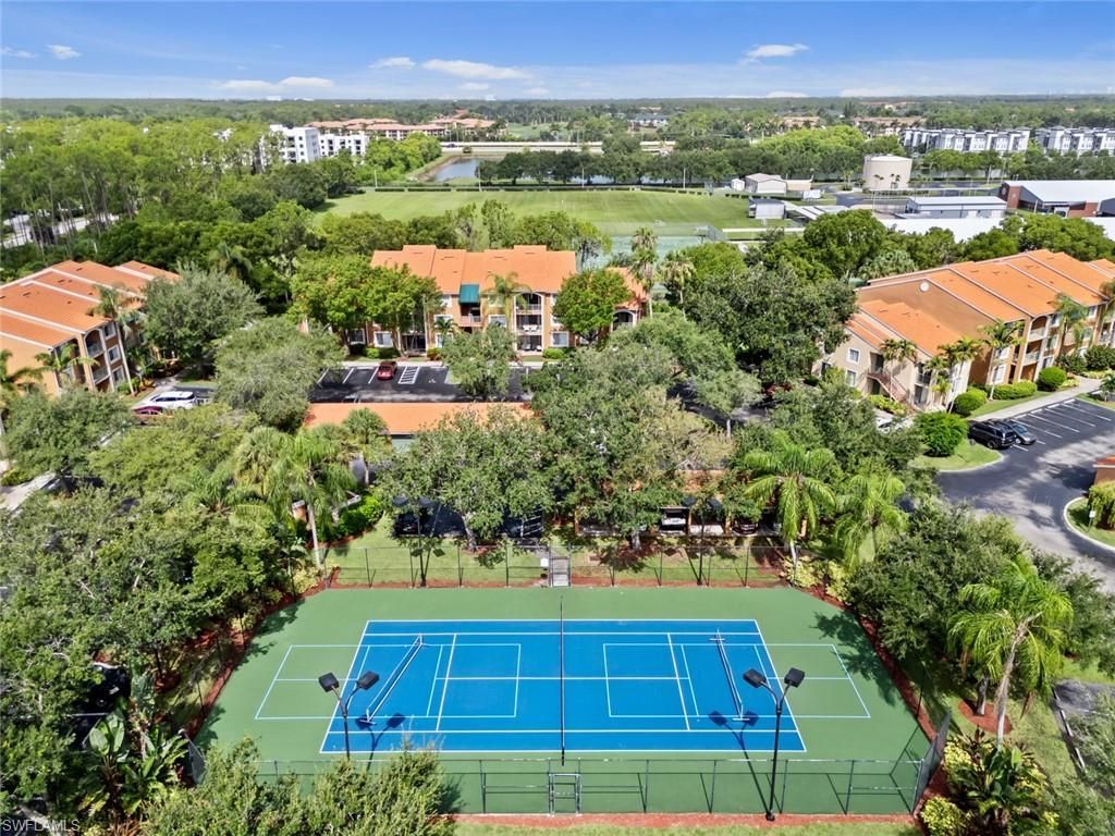 1270 Wildwood Lakes Blvd, Unit 204, Naples, FL 34104 Photo