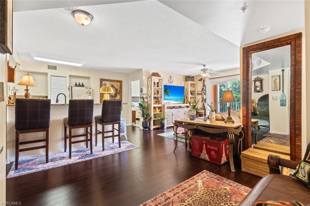 1270 Wildwood Lakes Blvd, Unit 204, Naples, FL 34104 Photo
