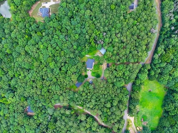 4941 N Helton Road , Winston, GA 30187