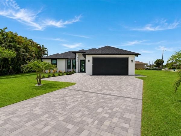 824 SW 15th ST , CAPE CORAL, FL 33991