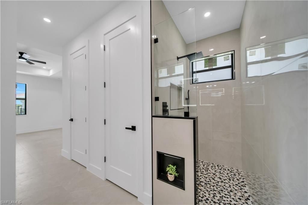 824 SW 15th St , Cape Coral, FL 33991 Photo