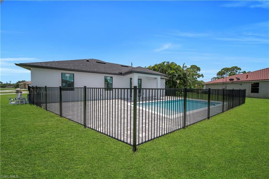 824 SW 15th St , Cape Coral, FL 33991 Photo
