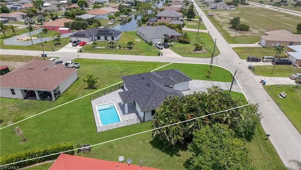 824 SW 15th St , Cape Coral, FL 33991 Photo
