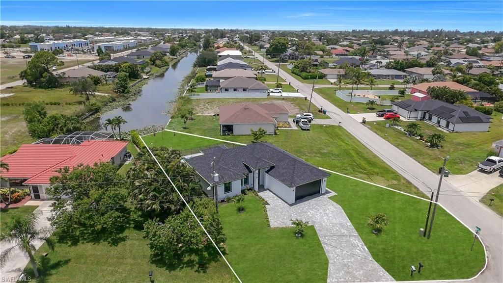 824 SW 15th St , Cape Coral, FL 33991 Photo