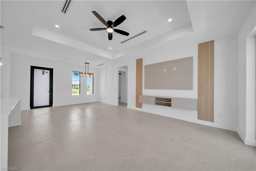 824 SW 15th St , Cape Coral, FL 33991 Photo