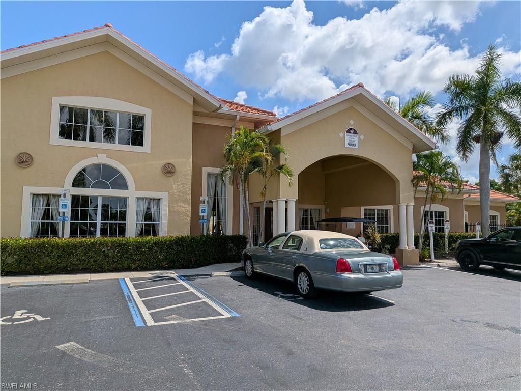 9025 Colby Dr, Unit 2110, Fort Myers, FL 33919 Photo