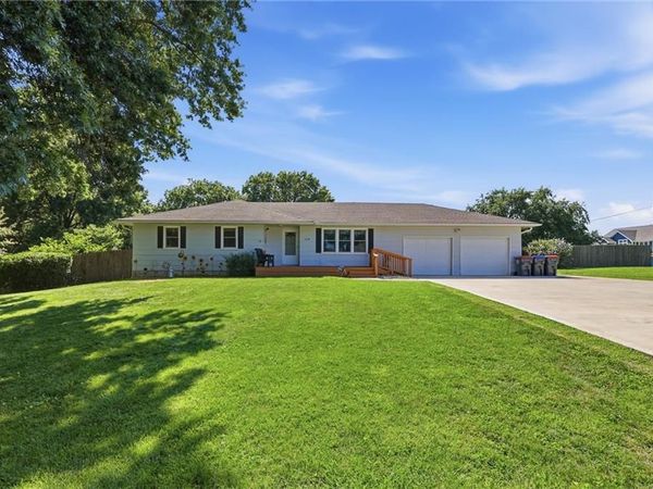 3714 N 154th Terrace, Basehor, KS 66007