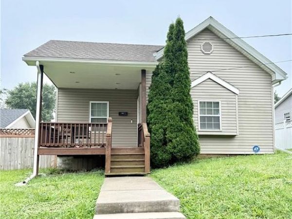 1831 Oneida Street, Lexington, MO 64067
