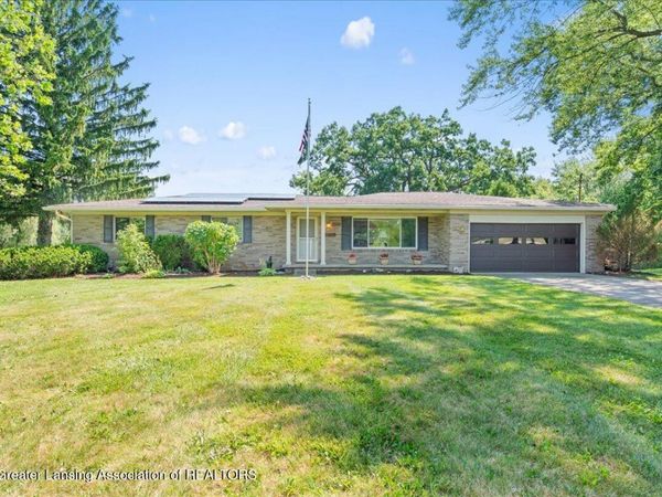 6832 E Galway Circle, Dimondale, MI 48821
