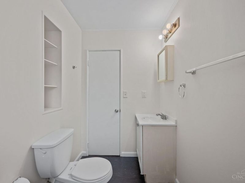 1914 Ashbrook Drive, Cincinnati, OH 45238 Photo 11