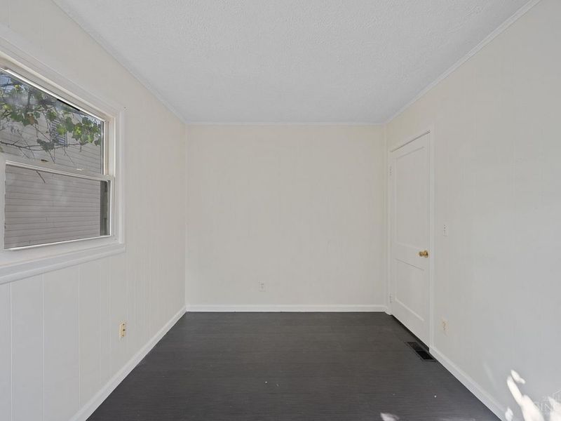 1914 Ashbrook Drive, Cincinnati, OH 45238 Photo 13