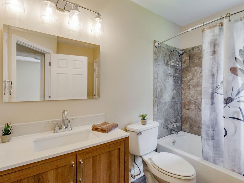 9570 Helton Drive, Franklin, OH 45005 Photo 11
