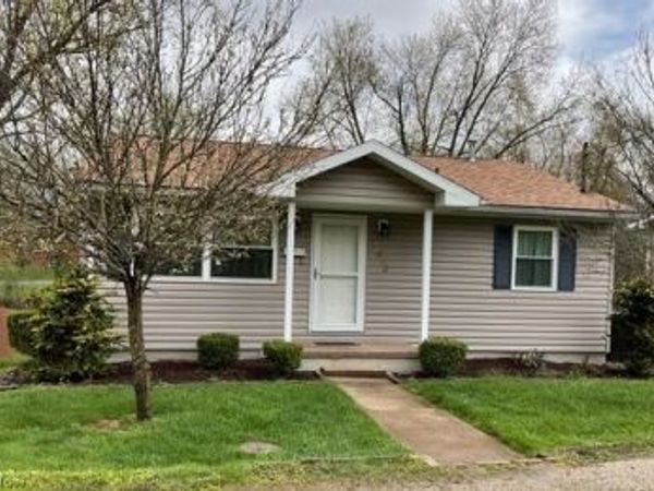 2412 Cherry Street, Parkersburg, WV 26101
