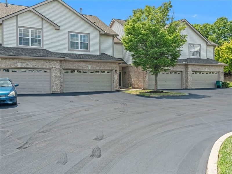 3634 Sequoia Drive, Beavercreek, OH 45431 Photo 3