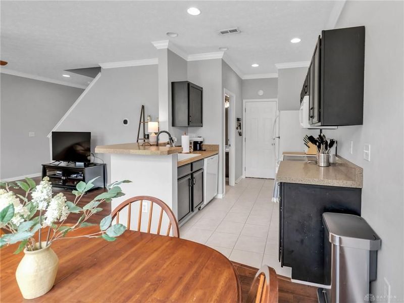 3634 Sequoia Drive, Beavercreek, OH 45431 Photo 9