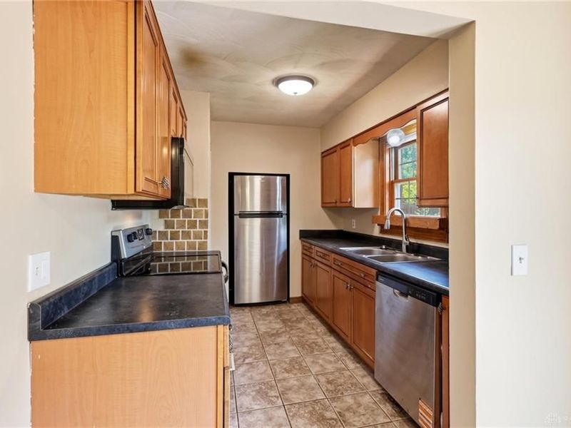 104 N Bromfield Road, Kettering, OH 45429 Photo 14