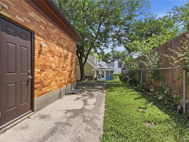 104 N Bromfield Road, Kettering, OH 45429 Photo 52