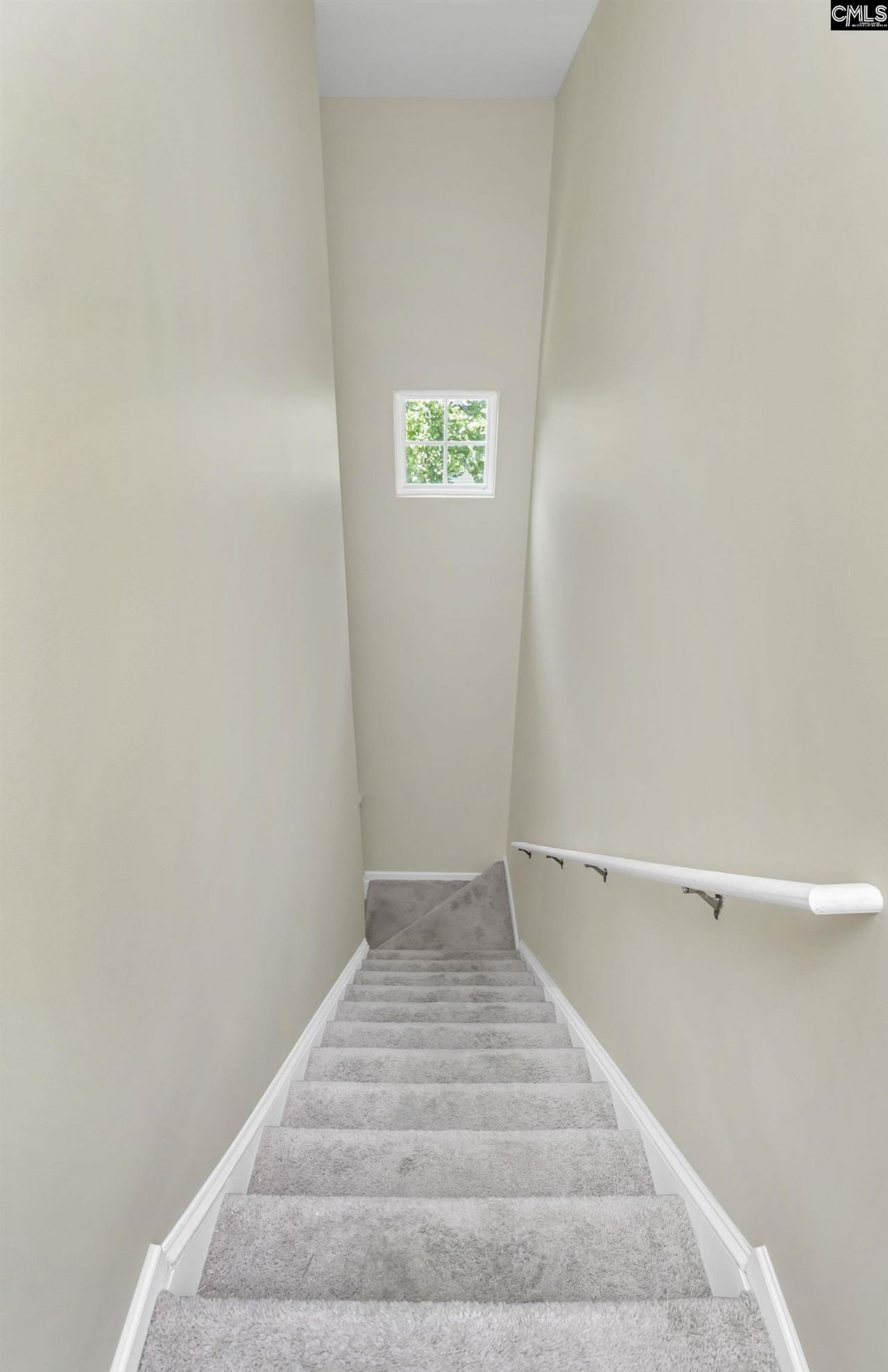 437 Lanyard Lane Photo 24