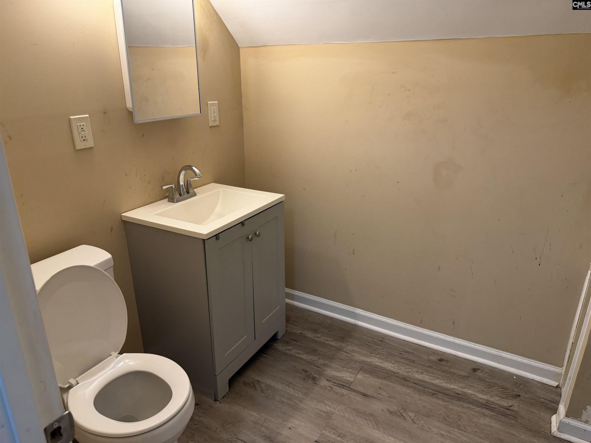 7904 Teague Road  Photo 14