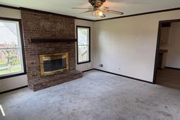 7904 Teague Road  photo 4