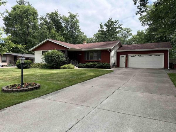 1520 4TH STREET, Port Edwards, WI 54469