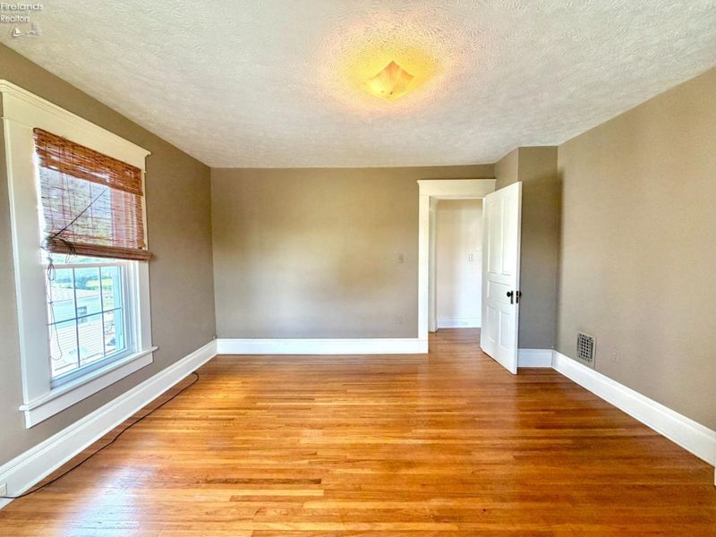 202 Euclid Avenue, Bellevue, OH 44811 Photo 36